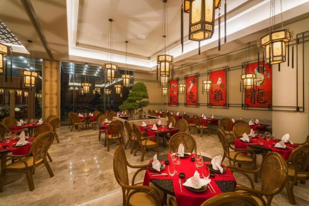 Concorde Luxury Resort & Casino & Convention & Spa 파마구스타 외부 사진
