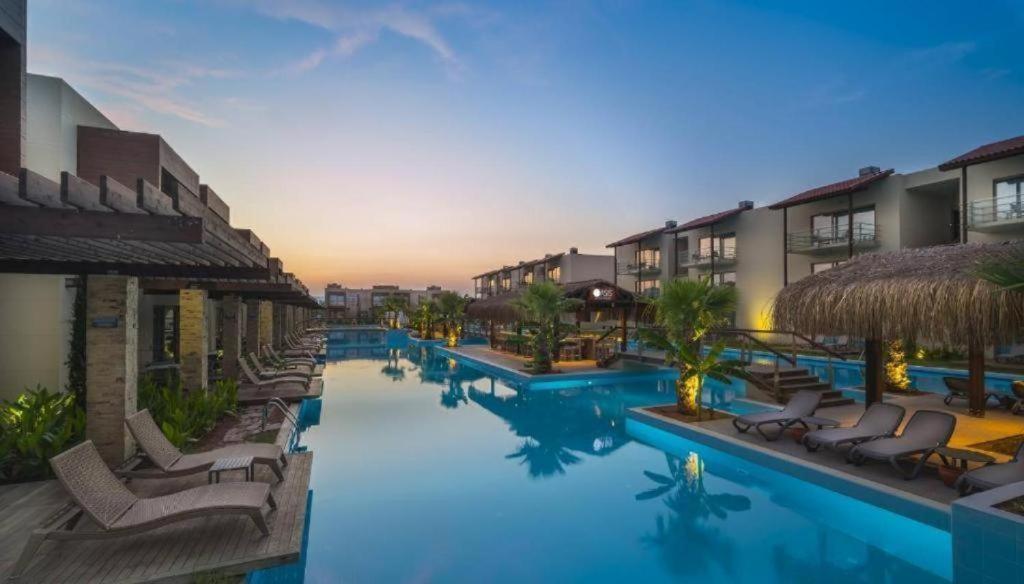 Concorde Luxury Resort & Casino & Convention & Spa 파마구스타 외부 사진