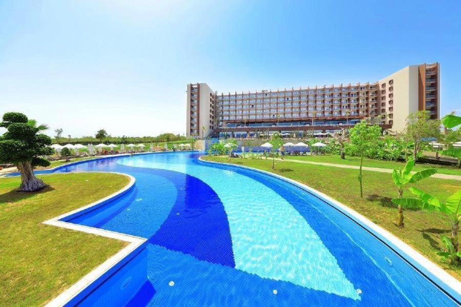 Concorde Luxury Resort & Casino & Convention & Spa 파마구스타 외부 사진