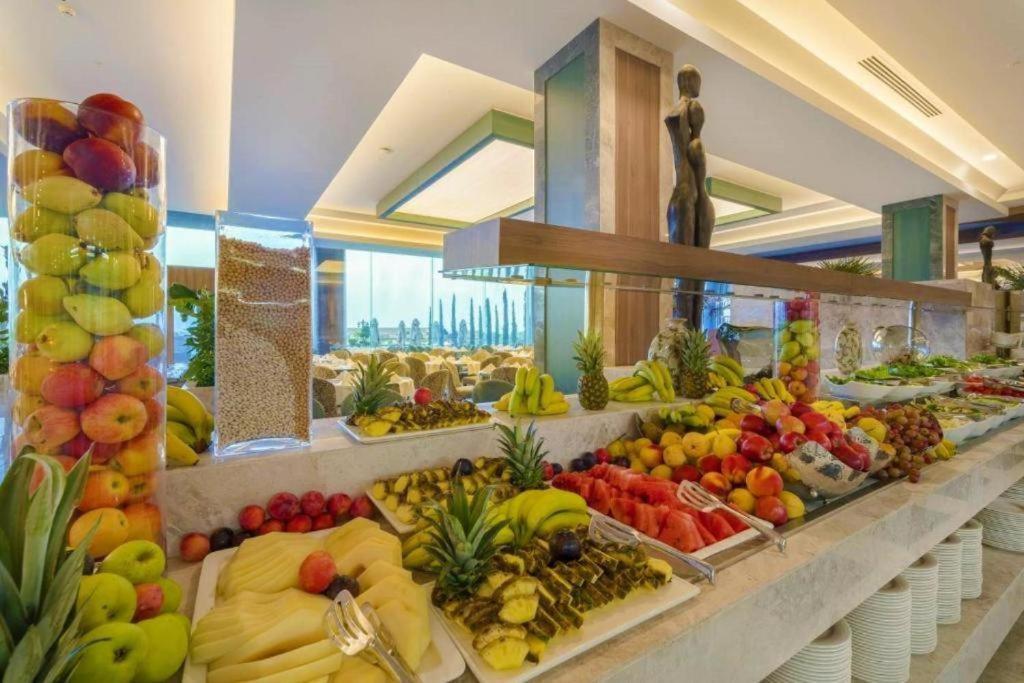 Concorde Luxury Resort & Casino & Convention & Spa 파마구스타 외부 사진