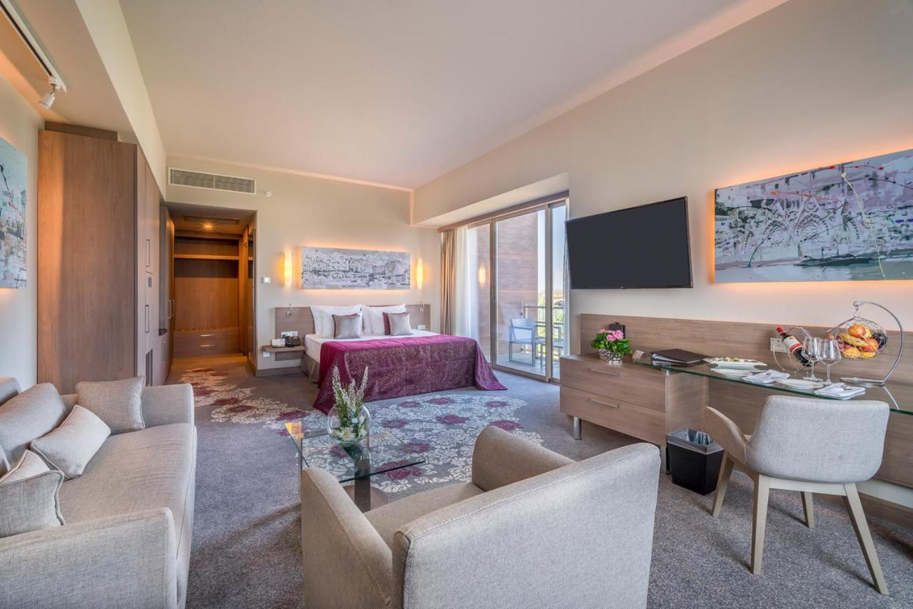 Concorde Luxury Resort & Casino & Convention & Spa 파마구스타 외부 사진